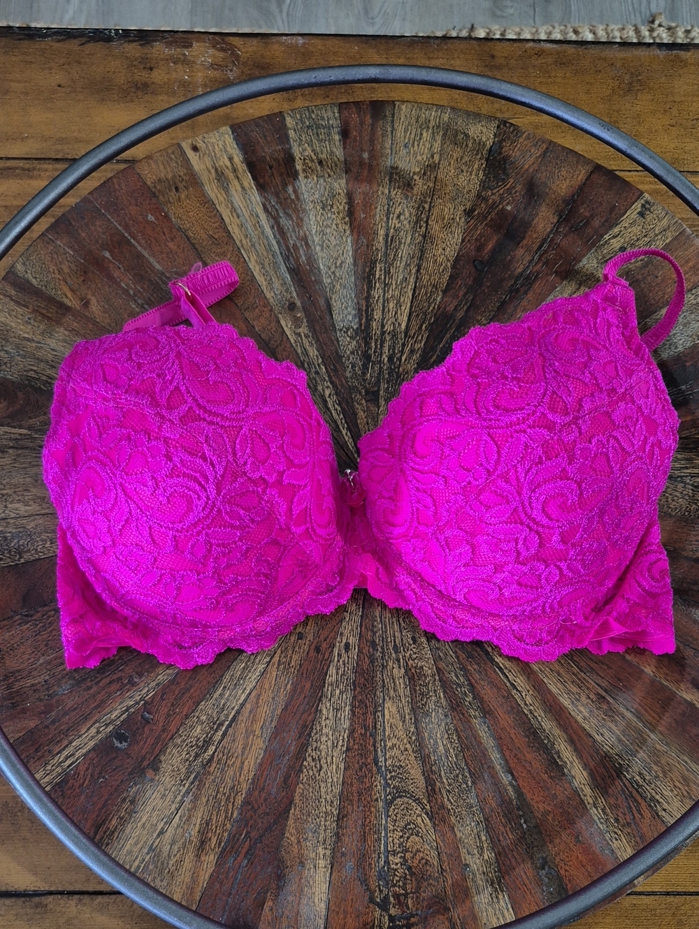 Smart & Sexy Women's Fuchsia Lace Push-Up Bra - 38D